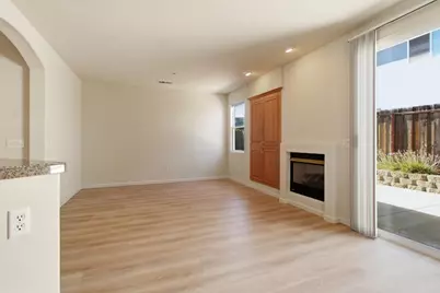 2 Churchill Cir, Salinas, CA 93906 - Photo 8
