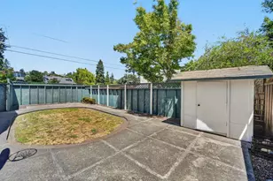 911 King St, Santa Cruz, CA 95060 - Photo 28