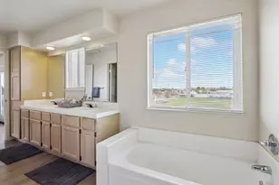 949 Nantucket Blvd 9, Salinas, CA 93906 - Photo 48