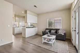 949 Nantucket Blvd 9, Salinas, CA 93906 - Photo 32
