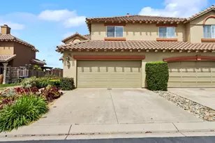 949 Nantucket Blvd 9, Salinas, CA 93906 - Photo 8