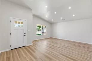 3709 Harris Rd, Bakersfield, CA 93313 - Photo 4