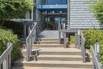 651 Port Dr 208, San Mateo, CA 94404 - Photo 2