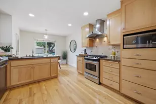 2452 Crestline Rd, Pleasanton, CA 94566 - Photo 14