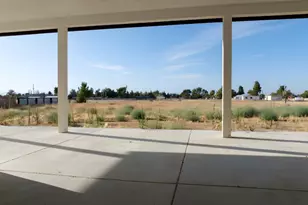 1805 W Columbia Way, Lancaster, CA 93534 - Photo 12