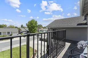 1128 Hawthorne Dr, San Mateo, CA 94402 - Photo 32