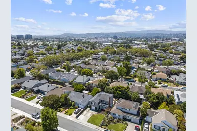 1128 Hawthorne Dr, San Mateo, CA 94402 - Photo 52