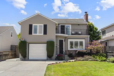 1128 Hawthorne Dr, San Mateo, CA 94402 - Photo 2