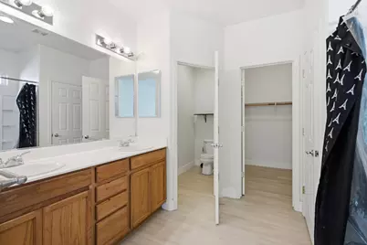5176 W Oslin Ave, Fresno, CA 93722 - Photo 22