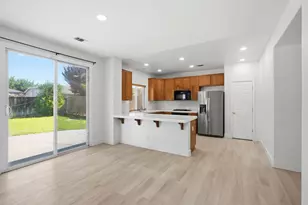 5176 W Oslin Ave, Fresno, CA 93722 - Photo 8
