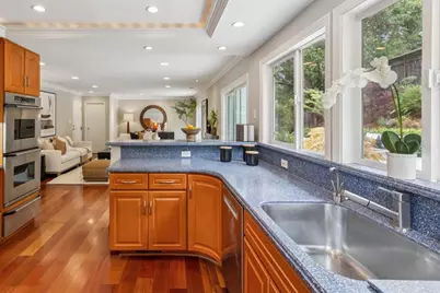 3481 La Mesa Dr, San Carlos, CA 94070 - Photo 22