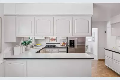 3020 Brittan Ave, San Carlos, CA 94070 - Photo 18