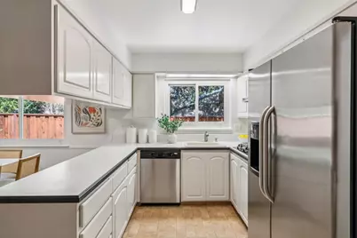 3020 Brittan Ave, San Carlos, CA 94070 - Photo 20