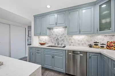 662 Picasso Ter, Sunnyvale, CA 94087 - Photo 8