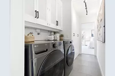 697 Vanessa Dr, San Mateo, CA 94402 - Photo 30