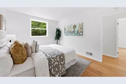 725 Clarinada Ave, Daly City, CA 94015 - Photo 24