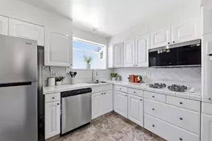 725 Clarinada Ave, Daly City, CA 94015 - Photo 14