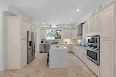 727 Lakehaven Dr, Sunnyvale, CA 94089 - Photo 12
