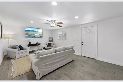 9 Hughes Rd, Watsonville, CA 95076 - Photo 6