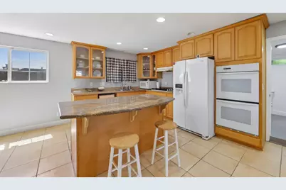 9 Hughes Rd, Watsonville, CA 95076 - Photo 14