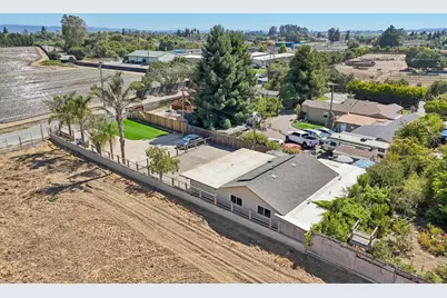 9 Hughes Rd, Watsonville, CA 95076 - Photo 42