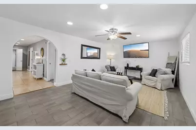 9 Hughes Rd, Watsonville, CA 95076 - Photo 6