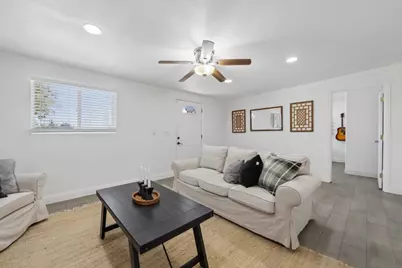 9 Hughes Rd, Watsonville, CA 95076 - Photo 8