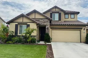 1952 Gus Villalta Dr, Los Banos, CA 93635 - Photo 2