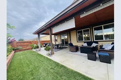 1952 Gus Villalta Dr, Los Banos, CA 93635 - Photo 10