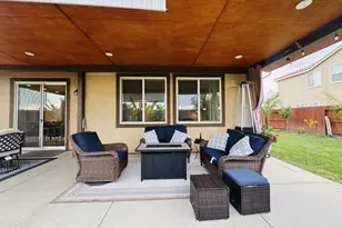 1952 Gus Villalta Dr, Los Banos, CA 93635 - Photo 8