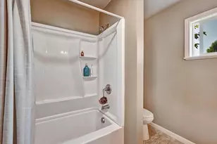 443 Fourth Ave, Redwood City, CA 94063 - Photo 22