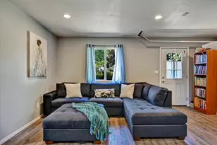 443 Fourth Ave, Redwood City, CA 94063 - Photo 40