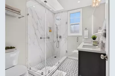 2201 Hillside Dr, Burlingame, CA 94010 - Photo 32