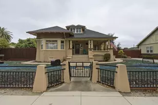 862 4th St, Hollister, CA 95023 - Photo 2