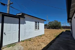 629 Chaparral, Salinas, CA 93906 - Photo 10