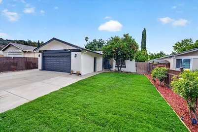 289 Martinvale Ln, San Jose, CA 95119 - Photo 2