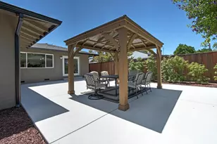 5691 San Lorenzo Dr, San Jose, CA 95123 - Photo 20