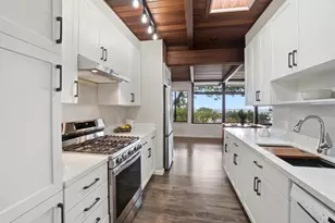 18 Hillbarn Ct, San Mateo, CA 94403 - Photo 18