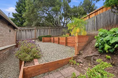 18 Hillbarn Ct, San Mateo, CA 94403 - Photo 36