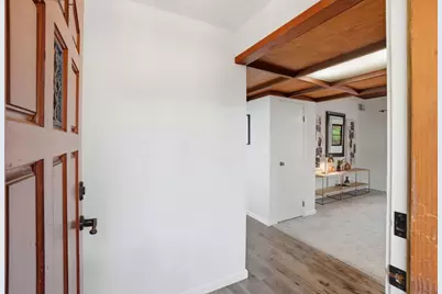18 Hillbarn Ct, San Mateo, CA 94403 - Photo 6