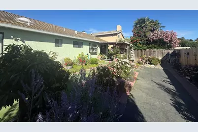 46085 Pine Meadow Dr, King City, CA 93930 - Photo 4