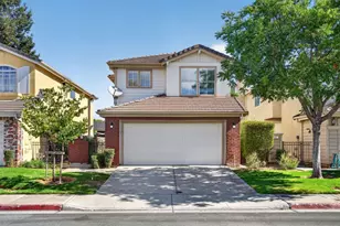 641 Eden St, Gilroy, CA 95020 - Photo 2