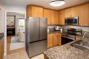 2379 Lyall Way, Belmont, CA 94002 - Photo 10