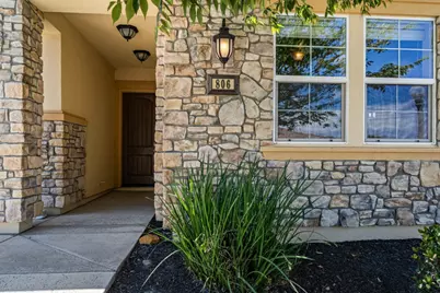 806 Fairywren Ct, Lincoln, CA 95648 - Photo 2