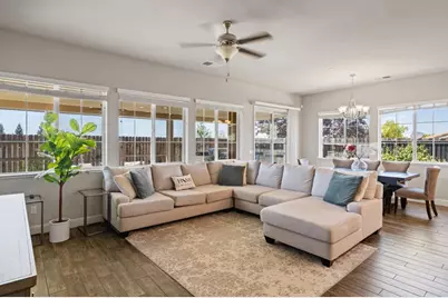 806 Fairywren Ct, Lincoln, CA 95648 - Photo 20