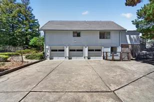 13204 Wright Way, Los Altos Hills, CA 94022 - Photo 92
