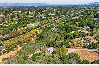 13204 Wright Way, Los Altos Hills, CA 94022 - Photo 106