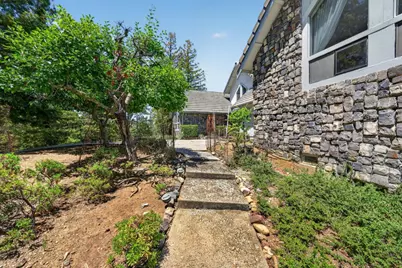 13204 Wright Way, Los Altos Hills, CA 94022 - Photo 10