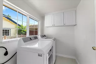 2099 Emory St, San Jose, CA 95128 - Photo 36