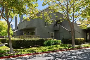 913 Shoreline Dr, San Mateo, CA 94404 - Photo 2